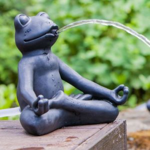 Suihkulähdepatsas Yoga-sammakko Heissner