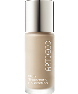 Rich Treatment Foundation -meikkivoide