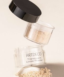 Translucent Loose Powder -talkiton irtopuuteri