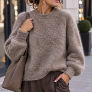 Pehmeä mohairneule – Taupe